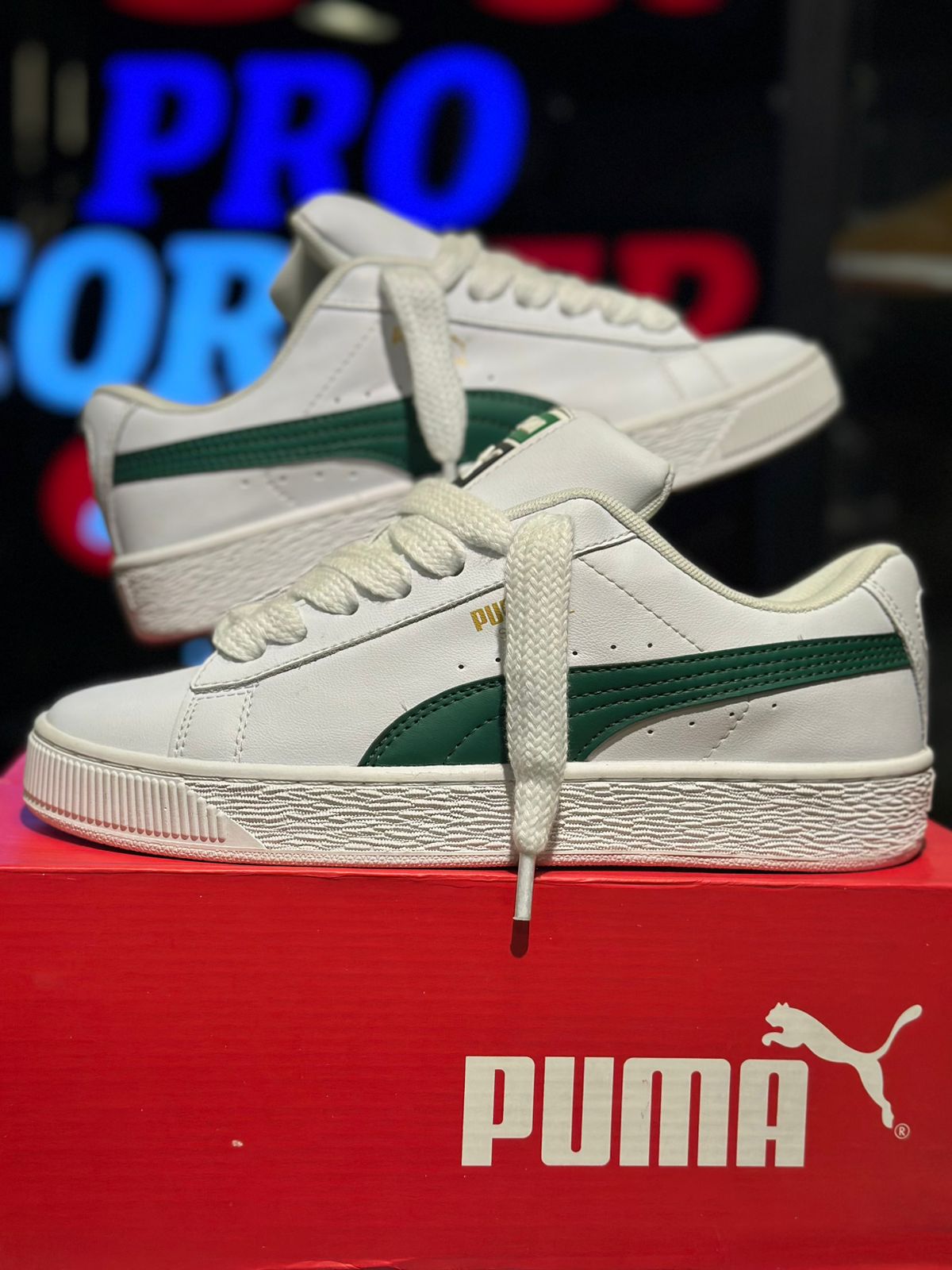 White Green